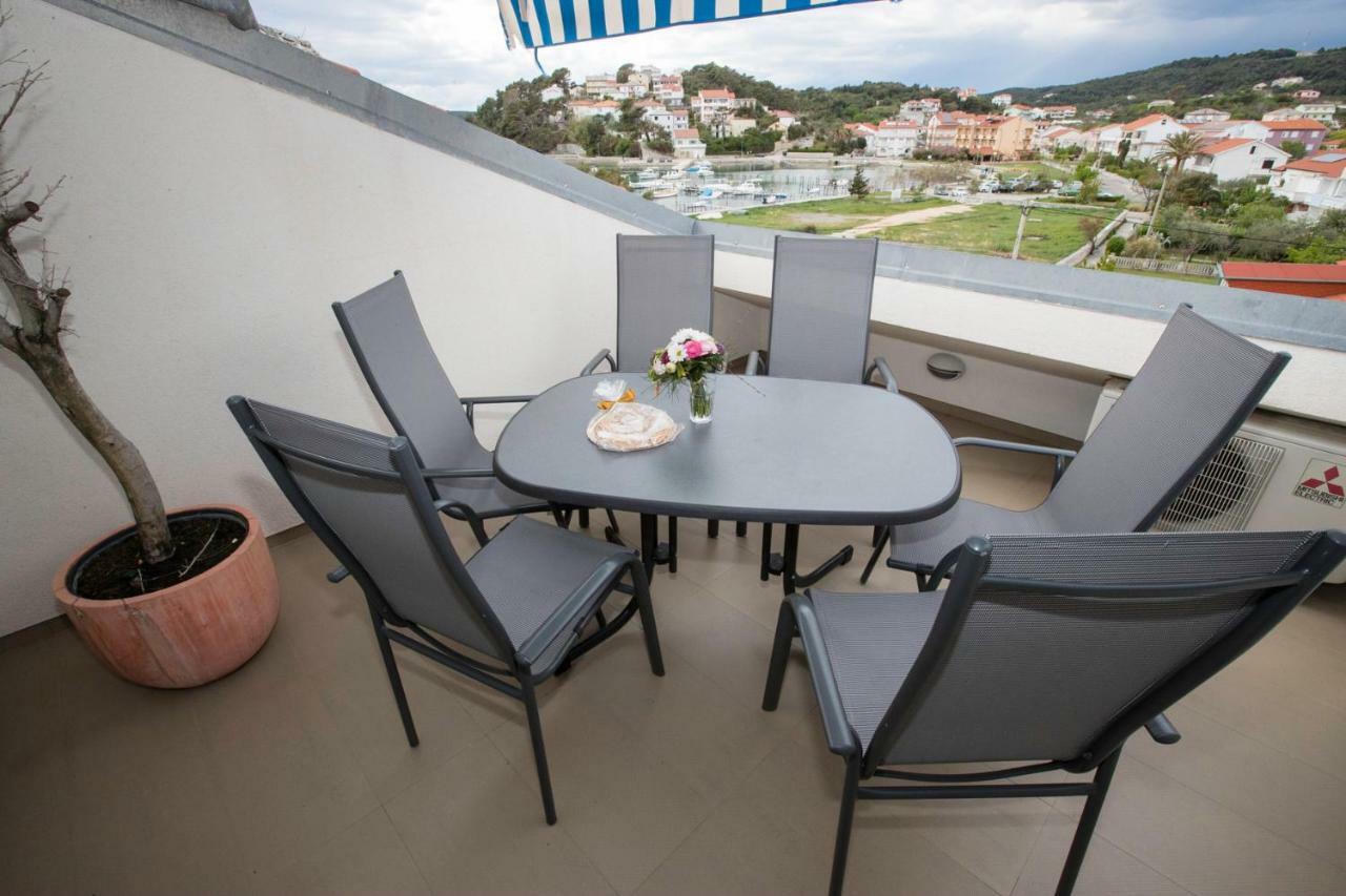Apartment Sanja Ραμπ Εξωτερικό φωτογραφία